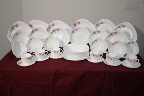 38 Pieces Dinner Set