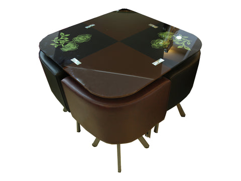 Rounded modern table (chairs incl.)
