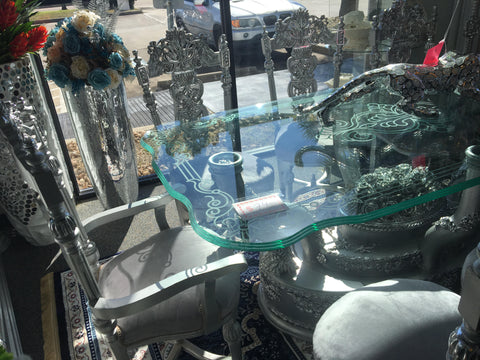 Dinning Table
